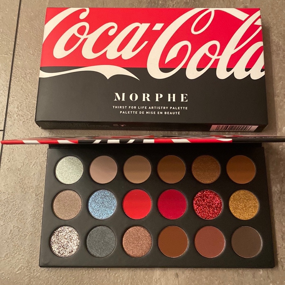 Morphe x Coca-Cola Thirst For Life Artistry Palette - new eyeshadow coke red